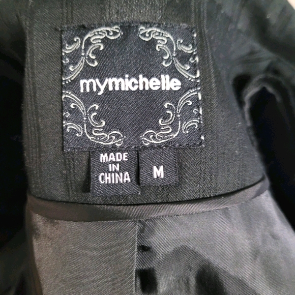 🎉Host Pick🎉4/$20 Cropped Blazer - Picture 6 of 8